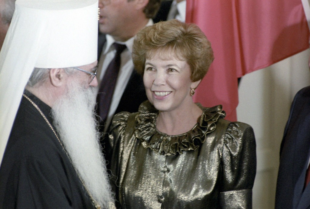 RIAN_archive_662287_Metropolitan_Pitirim_and_Raisa_Gorbacheva.jpg